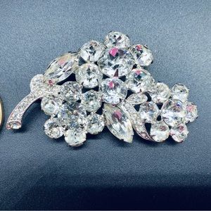 Eisenberg Ice Rhinestone Brooch 1940’s or 50’s. Mid century